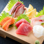 Assorted 5 types of sashimi