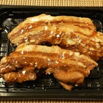 肉のいとう - 加熱前の状態。この時点で美味しそう