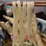 麺匠 釜善 - 麺　リフト