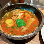 カレー食堂 心 - 牛すじと大根のスープカレー