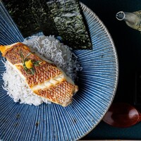 愛媛　熟成真鯛の出汁茶づけ丼