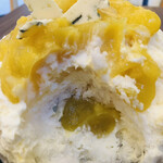 サカノウエカフェ - 中にも栗きんとん＆ブルーチーズ