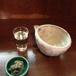 こいで - お通しが蟹味噌。