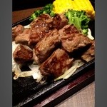 しょうざん  - 鉄板サイコロステーキ