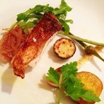 横浜馬車道 旬の肉料理イタリアン オステリア・アウストロ - 2013.6.千倉直送 クエのロースト 赤玉葱のソース