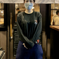 炭火焼肉ホルモン うしごろ 中目黒店 - 小林詩織氏