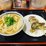 純手打ち讃岐うどん五郎 - あつあつうどん小¥500
      しいたけ&こんぶ¥150