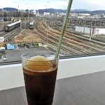 京都鉄道博物館 レストラン - 「アイスコーヒー」に「バニラアイス」をトッピングして