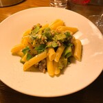 ダ マッサ - サルシッチャと野菜のショートパスタ　絶品