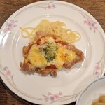 碓日のお宿　東京屋 - 上州豚のピザソースソテー