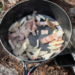 大山ハム 直売所 - ベーコンを炒めて