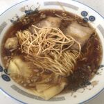 ラーメンワンちゃん - ワンタンメン (810円)