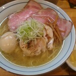 コッチネッラ - 鶏そば 塩のほうへ(味変ジュレ付) 味玉とイベリコ豚のチャーシュー