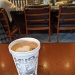 ハグコーヒー - アメリカーノと内観