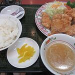 餃子の王将 - 唐揚げ定食(924円)