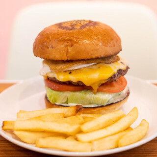 BURGER&MILKSHAKE CRANE_1