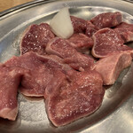 焼肉 三四郎 - 塩豚タン¥440