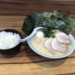 横浜家系ラーメン 魂心家 - 