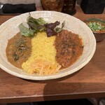 SPICY CURRY 魯珈 - ◎2種カレー950円