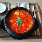 韓国家庭料理スリョン - 自家製豆腐のスンドゥブ定食 1,100円 ♪