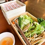 しゃぶしゃぶ温野菜 - 旬の野菜盛りとお肉