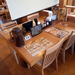 久兵衛屋 - テーブル席