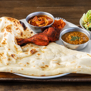 享受由正宗厨师烹制的正宗印度菜。