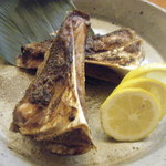 Wanoo Motenashi Gonran - ボリューム満点、マグロの山椒焼き。マグロのあご部分の肉を使用しています。