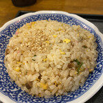 麺屋 わがもん 大名本店 - チャーハンはボリュームも見た目も大人しい印象
