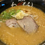 麺屋 わがもん 大名本店 - 見た目は超こってり