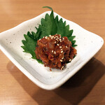 紅葉亭 - チャンジャ500円。ほど良い辛さで少しずつお酒を進めるのにちょうど良い肴です