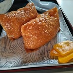 居酒屋 みのり - ボリューム、美味しさ一杯のいなり寿司@100円！