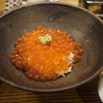 にほん酒と肴 酔音 - イクラ飯　千円