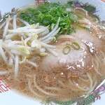 麺屋 まる - 「広島ラーメン」（680円）