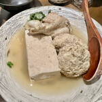 Homma Chiku Shiya Kitenten - 鶏つくねと豆腐の煮込み650円