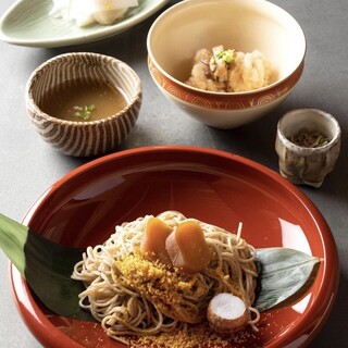 「からすみ蕎麦のショートコース」で季節の変化を味わう
