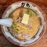 ラーメン 力丸 - ストレート中太麺