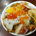 灼味噌らーめん 八堂八 - 限定飯 600円、八堂八謹製海宝漬けになります