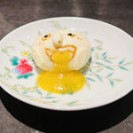 仁修樓 - ◎自分の顔に似ている⁈ 口からクリームが。。。