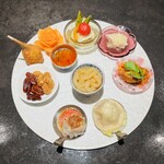 仁修樓 - ☆胡瓜、プチトマト甘酢漬け☆蒸し鶏葱ソース☆フグの湖南粉がけ☆クラゲ冷菜☆上海蟹の小籠包 ☆イノシシ焼売 ☆ピーカンナッツ☆カシューナッツ☆蟹爪タイチリソース