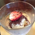 19363839 - 食べ掛けのパフェf^_^;)