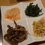 焼肉 赤牛 - ナムル