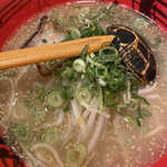 博多ラーメン げんこつ - 