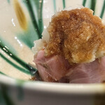 割烹 新多久 - 佐渡産寒鰤11k辛み大根乗せ