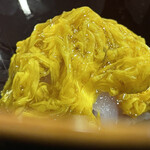 割烹 新多久 - 地物釣り甘鯛刺し菊酢乗せ