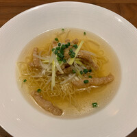 カントニーズ 燕 - 