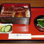 舟屋 - 料理写真:うな重　２段重ね