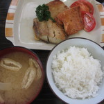 三河屋 - 焼き魚定食