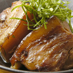 Okinawa shokudou yambaru - トロットロに煮込んだ沖縄代表料理ラフテー