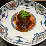 眞善美 - よだれ鶏　三河産錦爽鶏　熊本赤茄子　菜の花